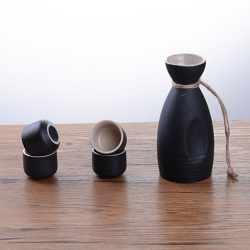 Elegant Japanese Sake Set - 7-Piece Pot & Cups | Traditional Design, Perfect Gift for Tea Parties & Home Decor